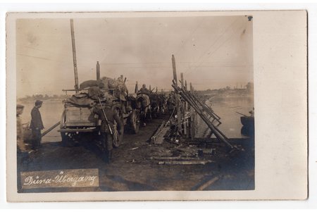 photography, German troops, crossing ferry, Daugava, Latvia, Russia, beginning of 20th cent., 14х8.8 cm