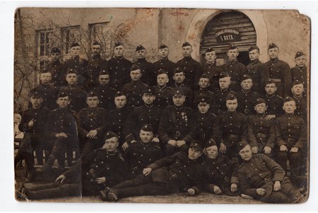 фотография, кавалер ордена Лачплесиса, 7-й Сигулдский пехотный полк, Латвия, 20-30е годы 20-го века, 13.4х8.8 см