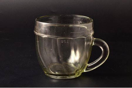 beer (kvass) mug, Līvāni glass factory, 1964, 12 faces, volume - 0.5 L. Height - 107 mm, upper Ø - 107 mm, marked at the bottom "LSF", Latvia, USSR, the 60ies of 20th cent., traces of everyday use on the edge; 12 faces, twisted (when viewed from above) counterclockwise