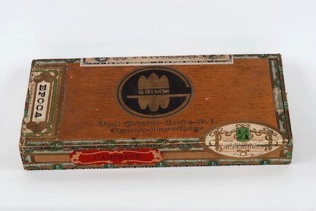 коробочка, сигарная "Paul Grimm" Берлин, дерево, Германия, начало 20-го века
