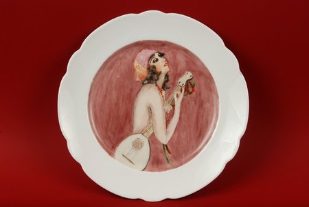 декоративная тарелка, авторская работа, Рига (Латвия), 20-е годы 20го века, 25 см, ручная роспись