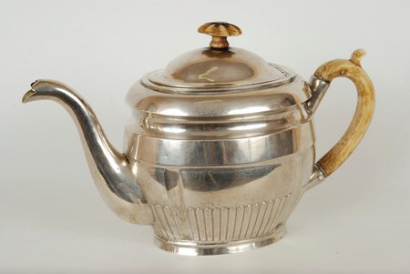 tējkanna (tējas uzlējumam), sudrabs, Jašinkovs; nezinamais meistars, 84 prove, 652 g, ~1816 g., Krievijas impērija